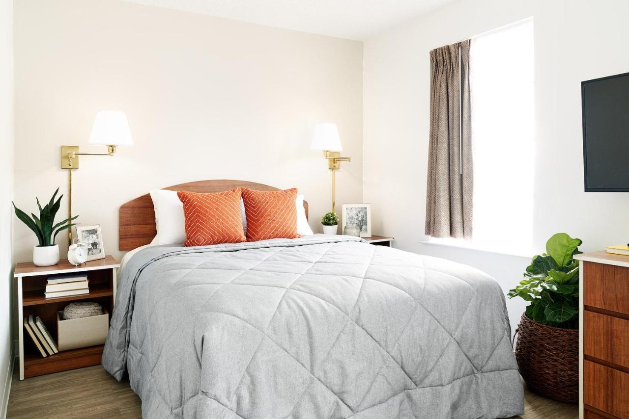 Intown Suites Extended Stay Houston Tx - Cypress Station バメル エクステリア 写真